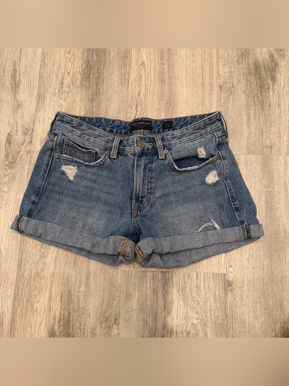 Lucky Brand Boyfriend Denim Shorts Size 4/27 100% Cotton Distressed‎ Cuffed